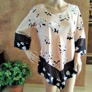 ALFANI FLORAL BELL SLEEVE TOP NWOT  SIZE XS